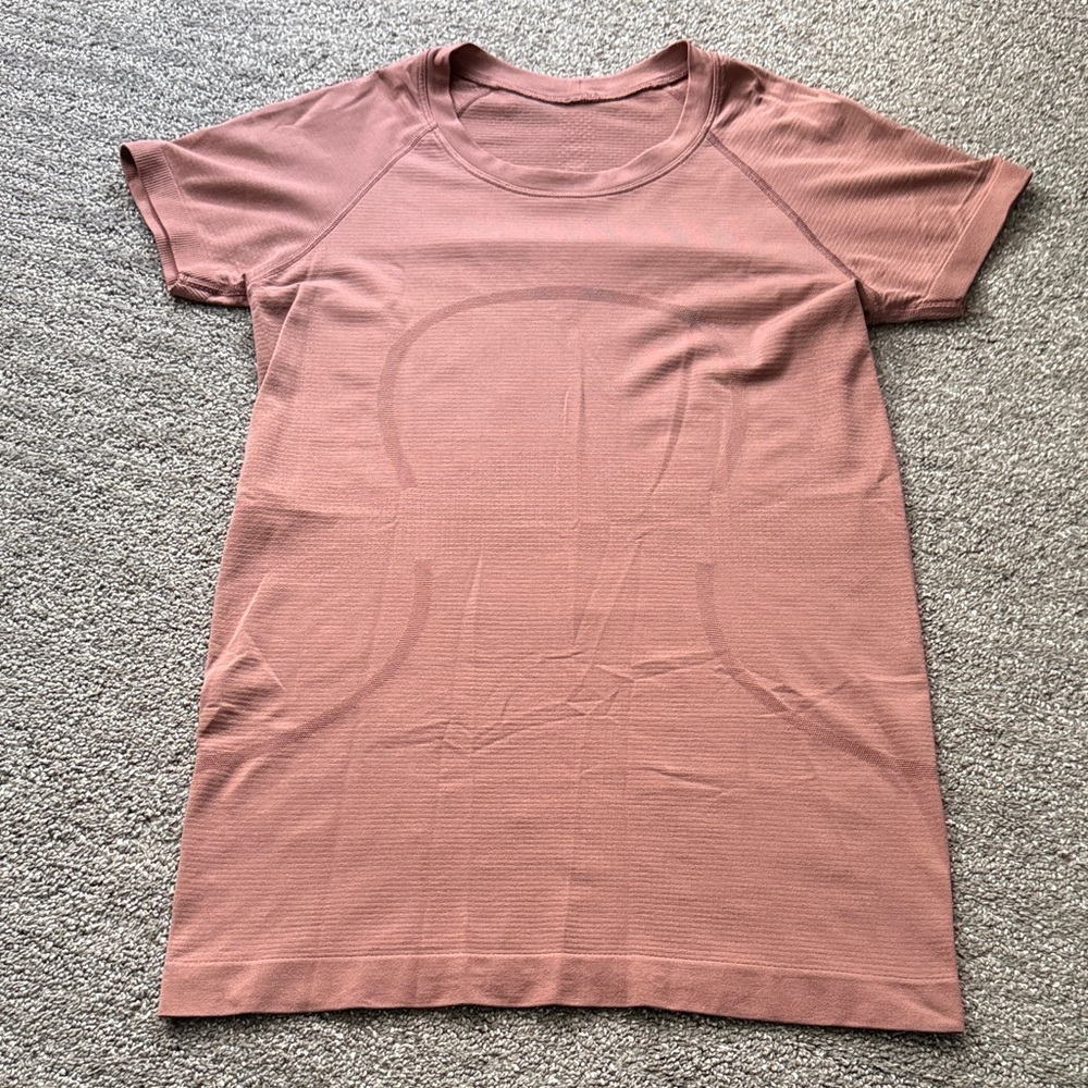 Women’s Lululemon Swiftly Tech